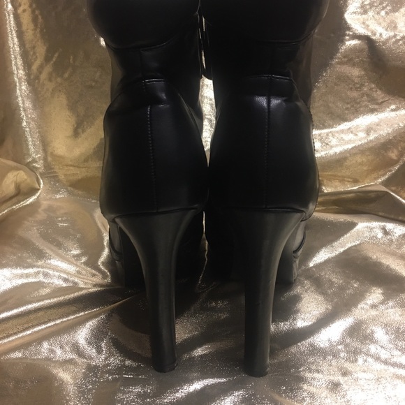 SOLD - Picture 6 of 7